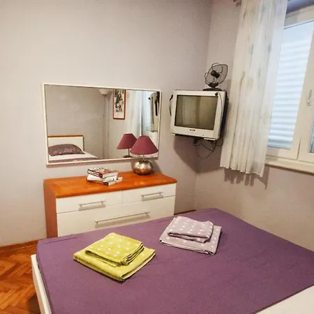 Apartment Laledo