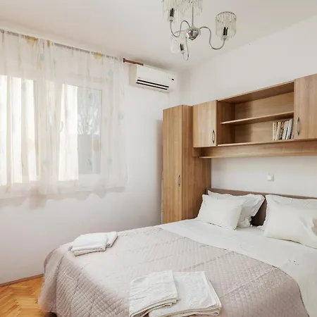 Laledo Apartamento