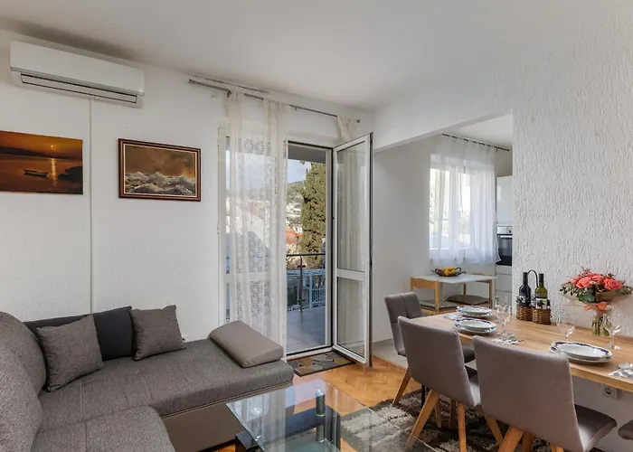 Laledo Apartamento *