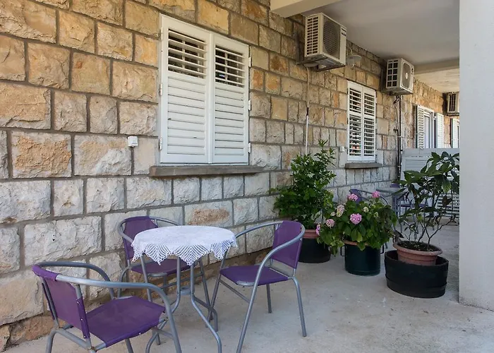 Apartamento Laledo *